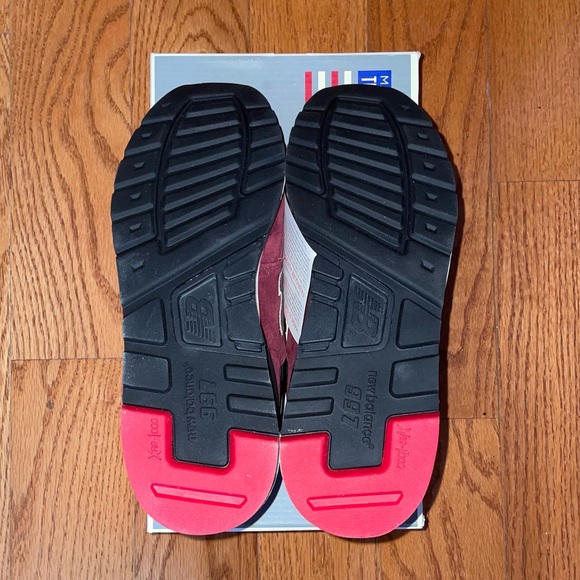 New Balance 997 Burgundy - Size 8 - Picture 9 of 13